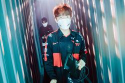 足球直播在线观看免费-RNG爆冷T1，JackeyLove完成帽子戏法的简单介绍