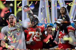 足球直播-关于拉沃尔杯横扫年终总决赛，辛纳扛起全队的信息