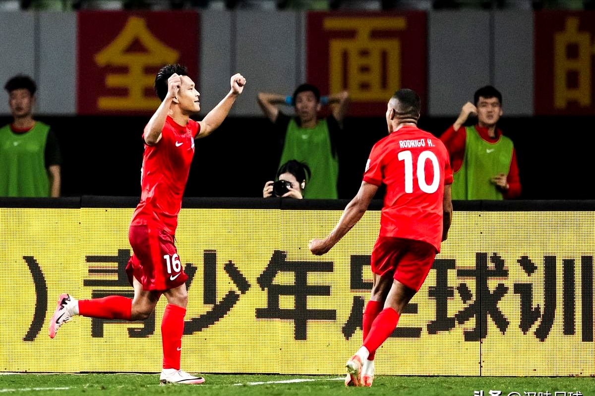 惊艳表现!球员带队赢得关键胜利 惊艳表现!球员带队赢得关键胜利