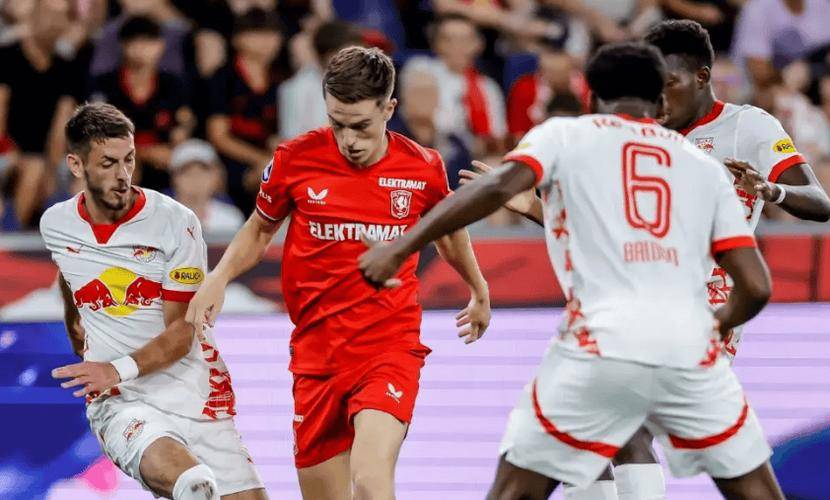 阿贾克斯客场不敌巴塞罗那 阿贾克斯客场不敌巴塞罗那