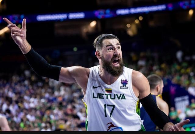 立陶宛女足表现优异,成功晋级前八强的简单介绍 立陶宛女足表现优异,成功晋级前八强的简单介绍