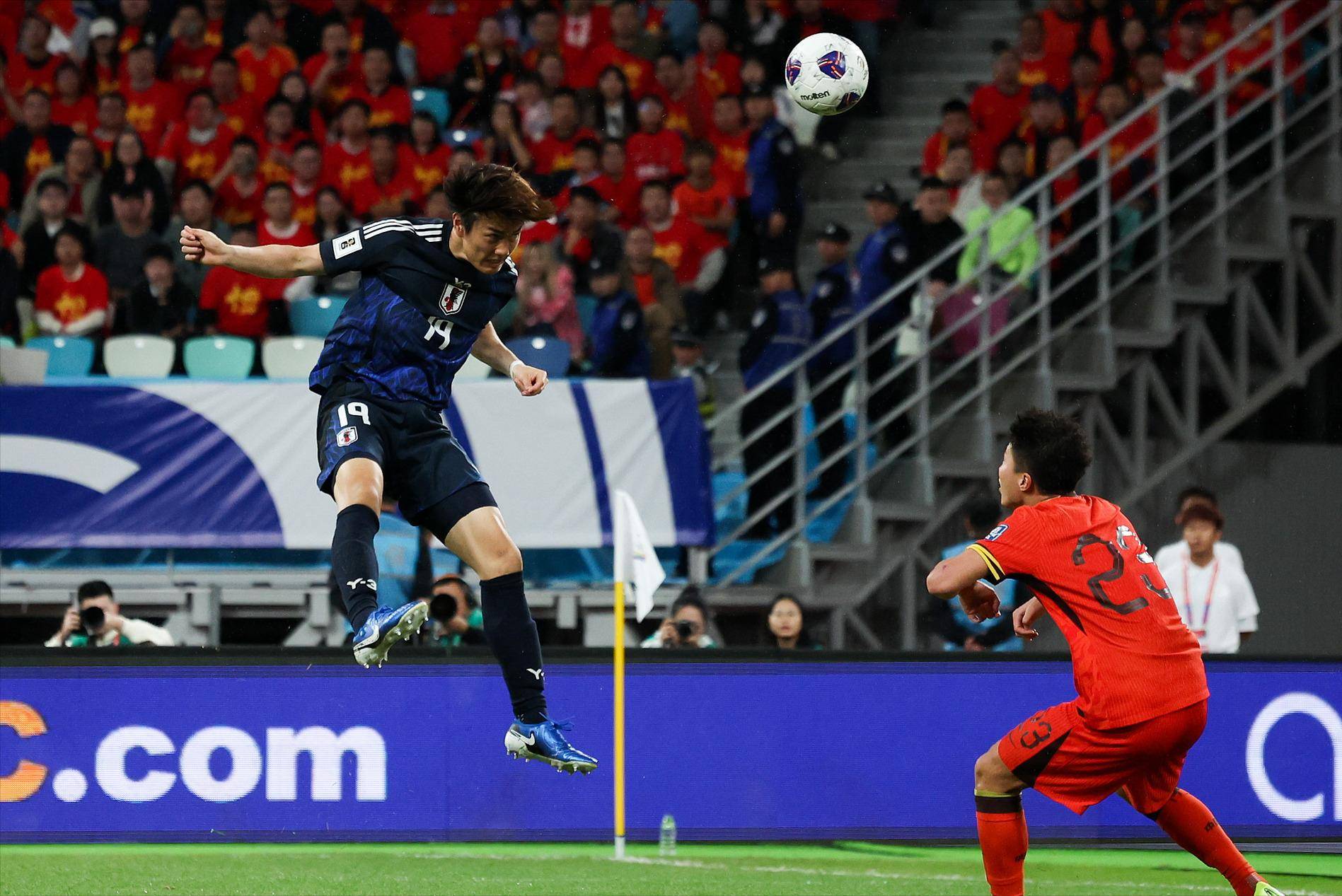 亚洲足球赛决定性战役展开