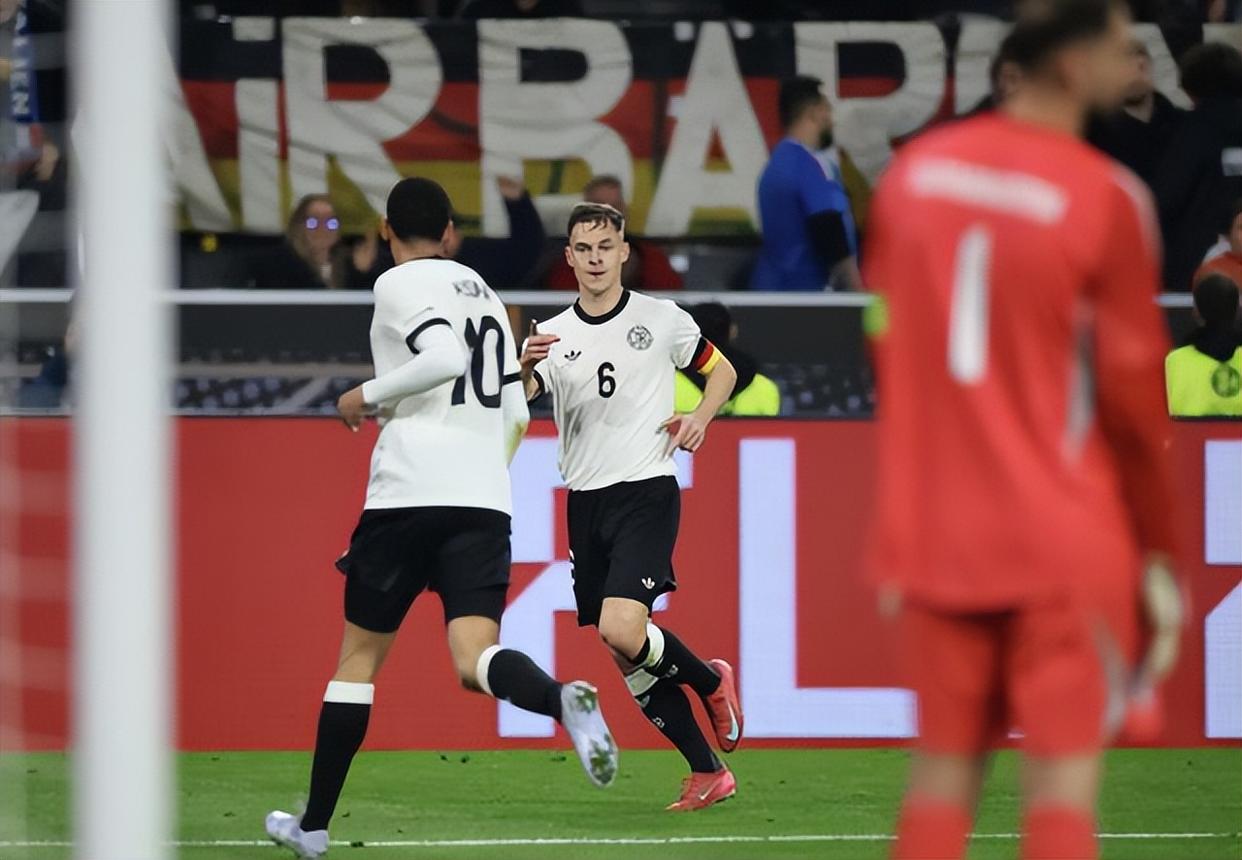 葡萄牙队惊险战胜德国队，晋级半决赛