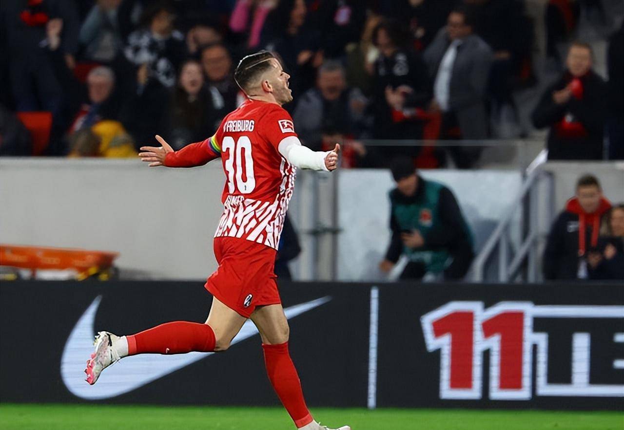 弗赖堡击败对手,升至联赛前列的简单介绍 弗赖堡击败对手,升至联赛前列的简单介绍