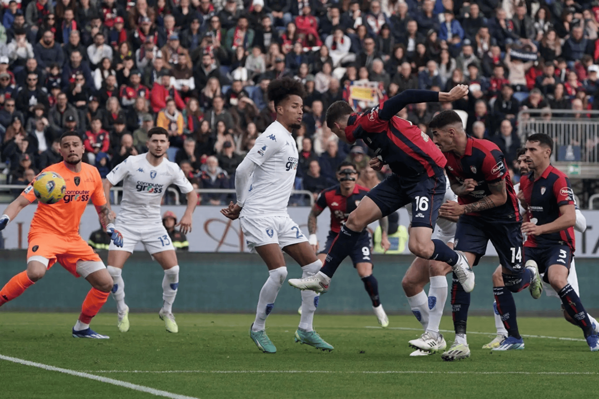 关于拉齐奥对手圣埃蒂安抵达，备战重要比赛的信息