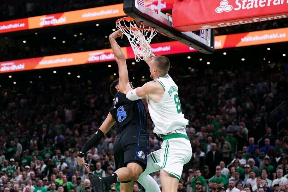 关于土耳其男篮爆冷凯尔特人B队，欧文送出助攻的信息