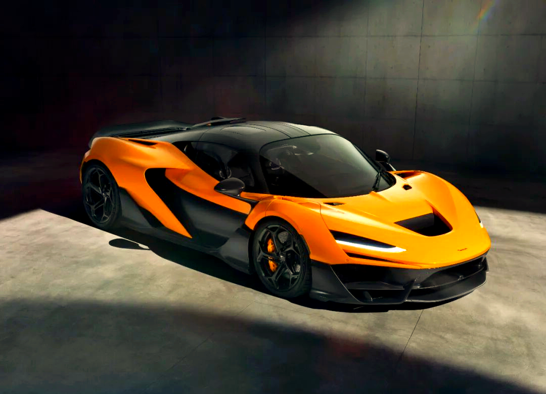 关于阿斯顿马丁力克迈凯伦,维斯塔潘带队取胜的信息 关于阿斯顿马丁力克迈凯伦,维斯塔潘带队取胜的信息